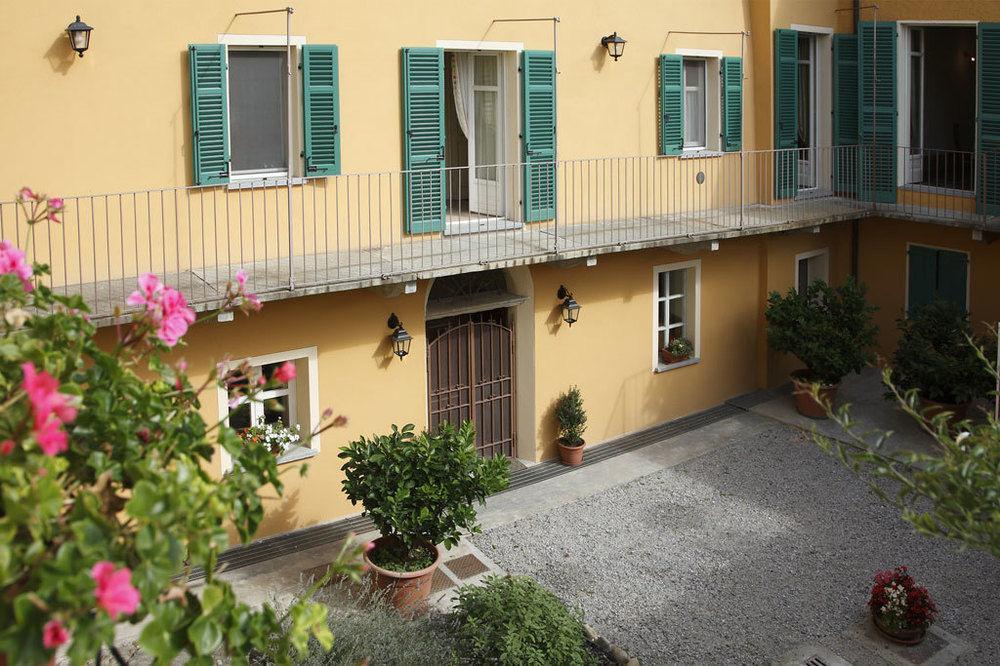 B&B Fior Di Farine La Morra Exterior photo