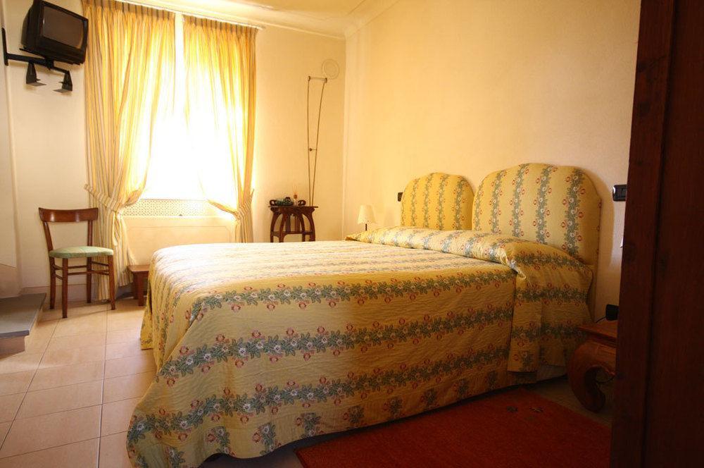 B&B Fior Di Farine La Morra Exterior photo