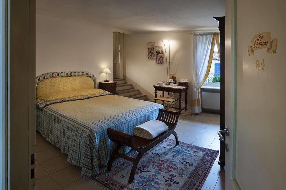 B&B Fior Di Farine La Morra Exterior photo